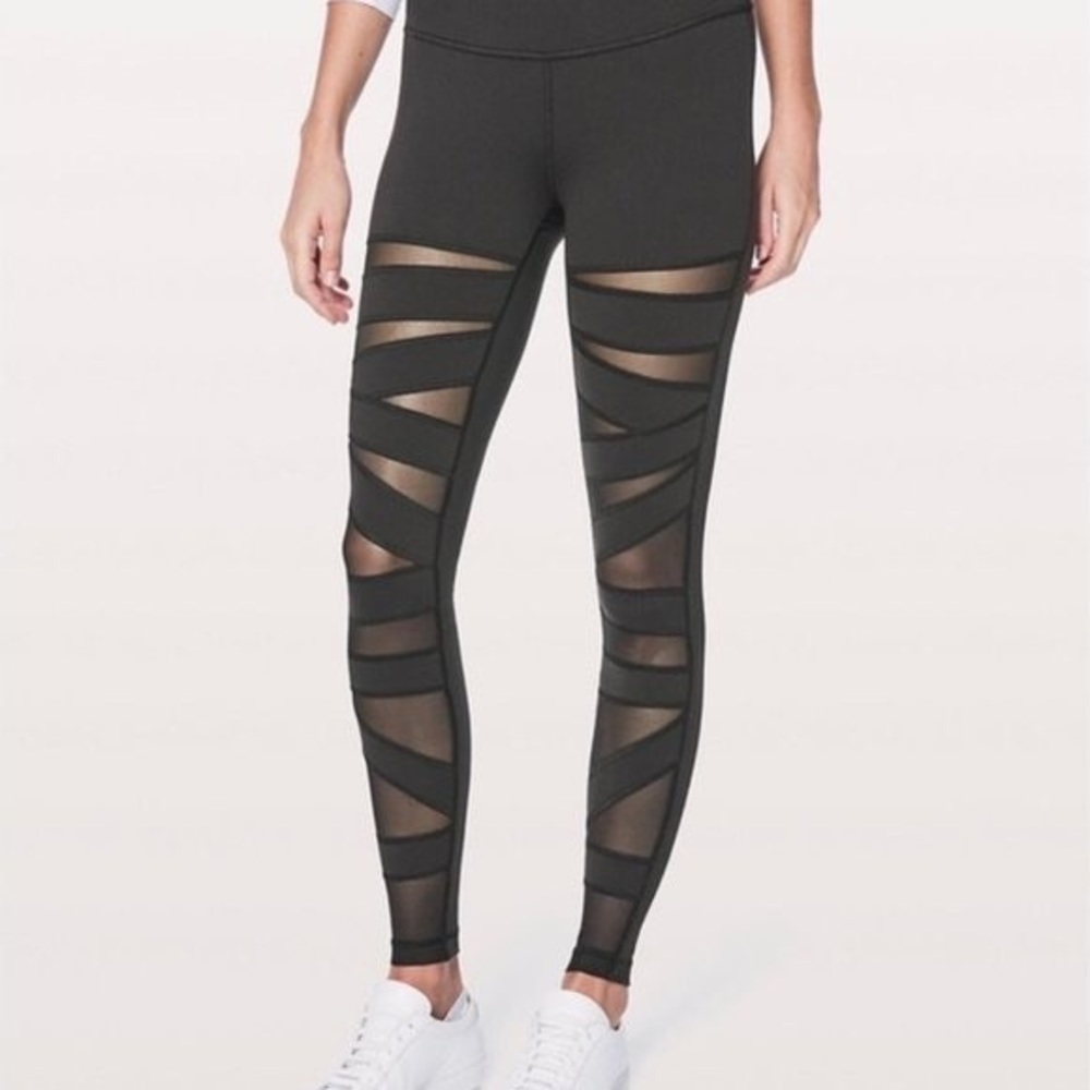 Lululemon Black Mesh Wunder Under Black Leggings
